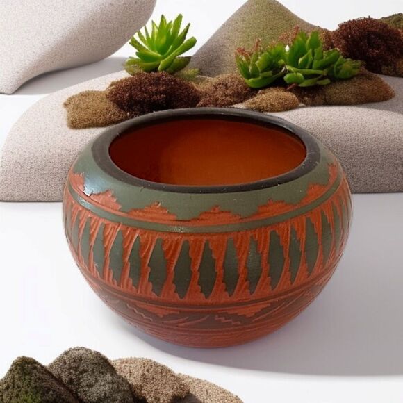 Navajo Etched Pottery Bowl Pot Mini Red Clay Native American Signed RV Handmade. - Picture 10 of 15
